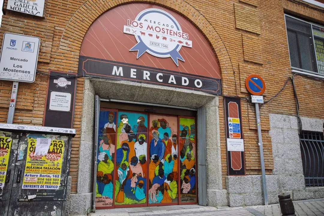 mercado-los-mostenses-1